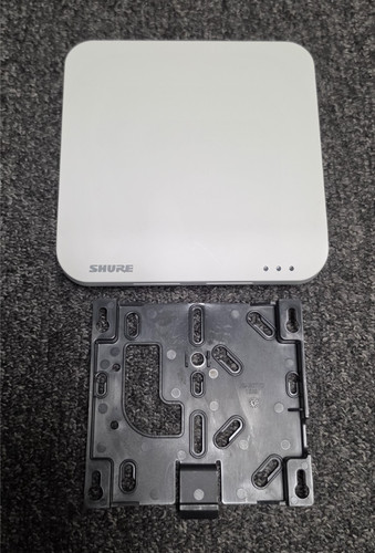 Shure MXWAPT8 Z10 8-Channel Wireless Access Point Transceiver w/ Wall Mount