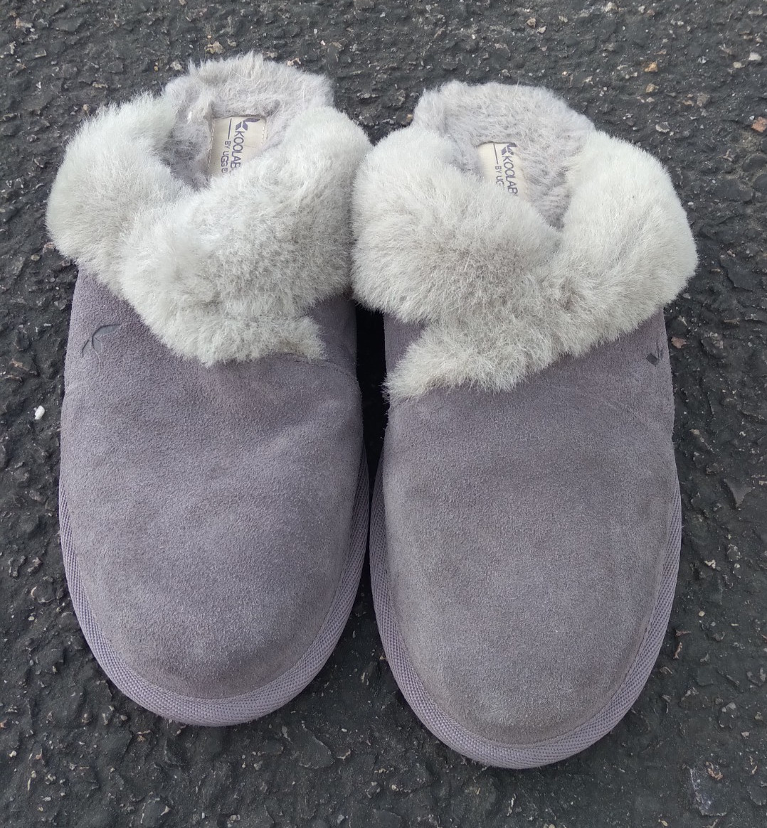 Koolaburra by Ugg Slip on Shoes Loafers Size 9 Comfort Shoes