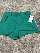 Спортивная одежда шорты NWT Athleta Trekkie