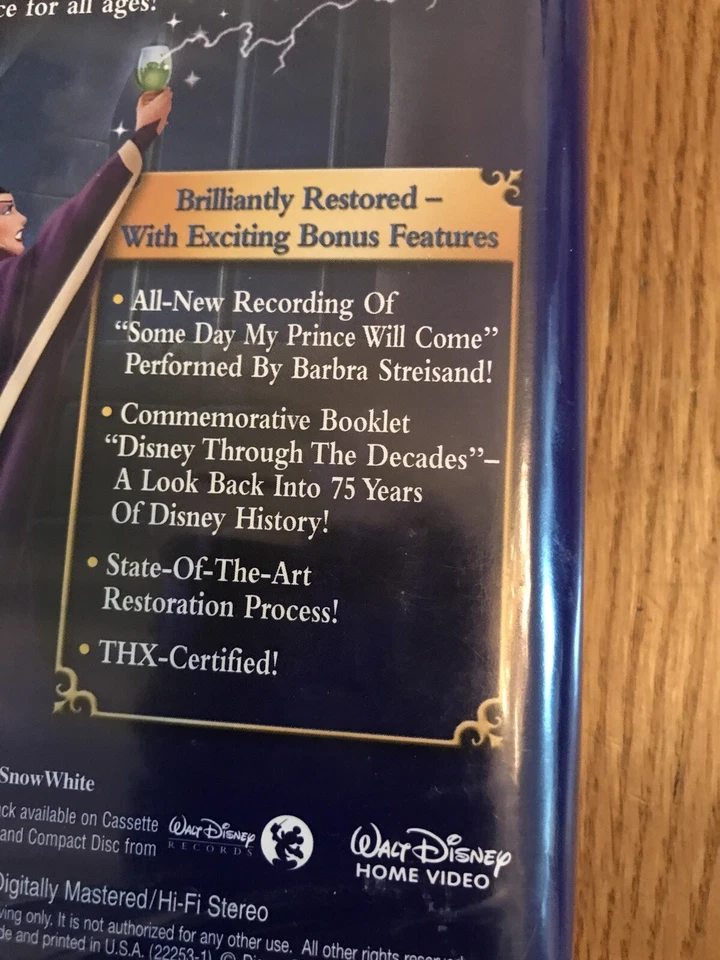 Walt Disney's Snow White and the Seven Dwarfs Platinum Edition VHS - Image 4 of 4