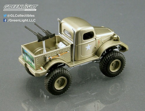1/64 Greenlight "Stacey David's Gearz" 1941 militare 1/2 tonnellata "Sgt Rockzz' pickup - Foto 4 di 7