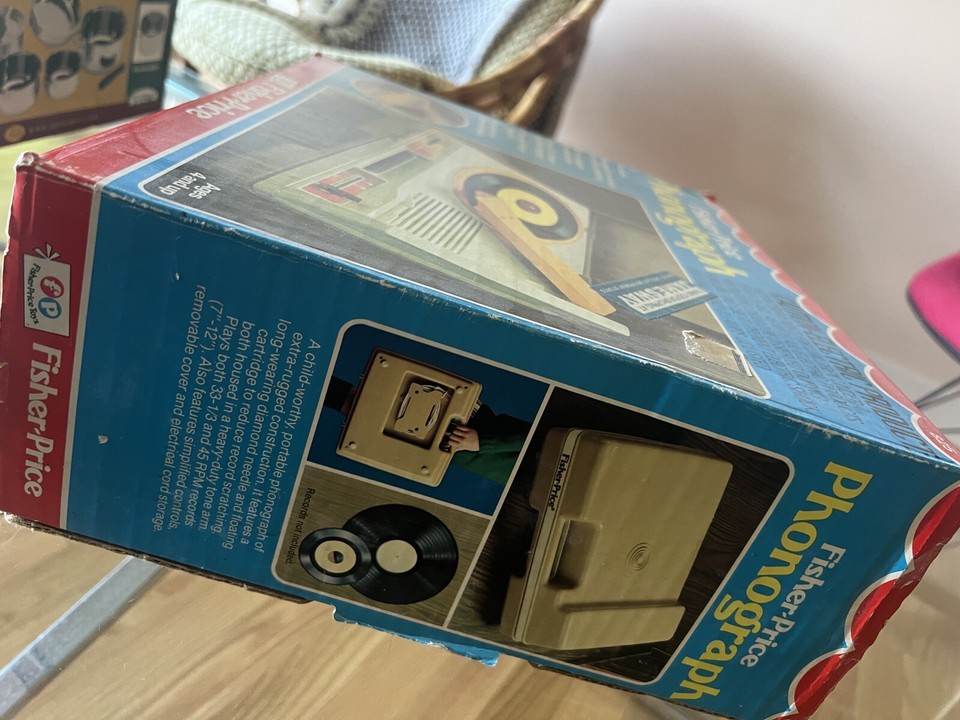 1978 Fisher Price Record Player Model 825 Kid Phonograph Turntable MIB