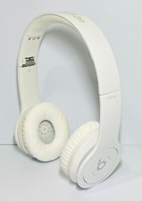 Beats Solo HD    WIRED On Ear Headphones White  IT'S NOT WIRELESS 