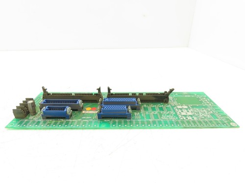 Nachi UM124D PCB Servo Amplifier Robotic Drive Unit Printed Circuit Board - Picture 8 of 10