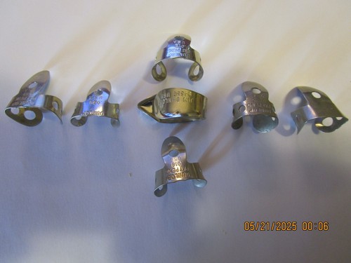 Vintage Dunlop 6 Finger & 1 Thumb GuitarPicks #5077 - Picture 4 of 4
