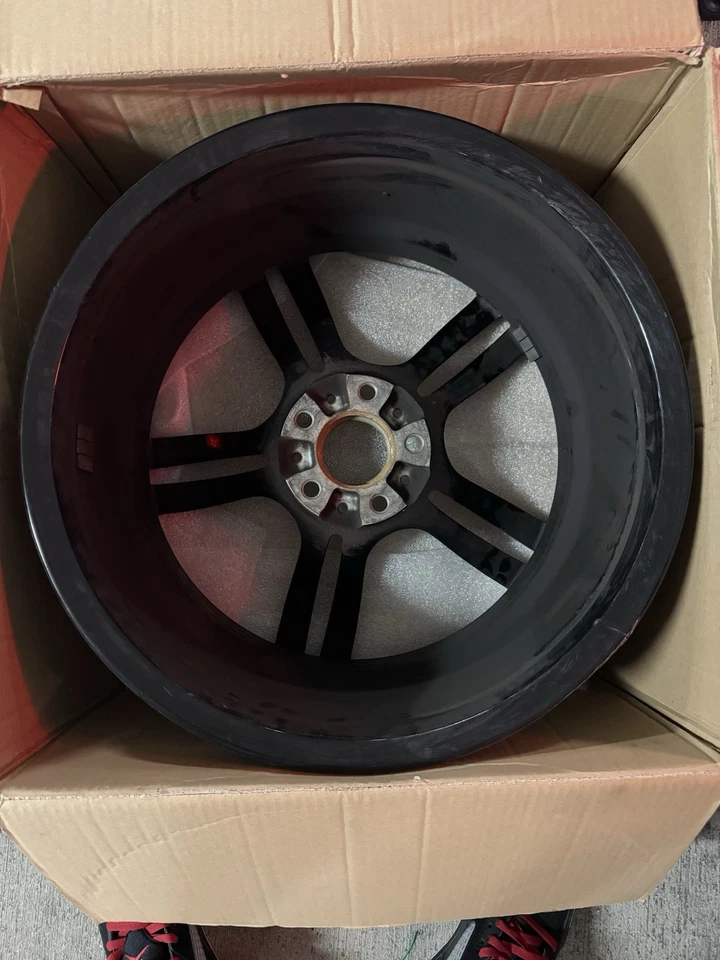 BMW M2 M3 M4 19" X 9" 2015 2016 2017 2018 2019 2020 rueda delantera OEM de fábrica Foto 4 de 4