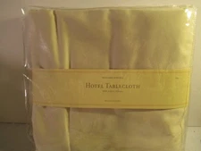 Williams Sonoma Cream Hotel Tablecloth cotton 70 90  New w tags