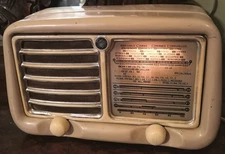 Radio a Valvole in Bachelite, anni 50, Geloso G110(gelosino), funzionante. 