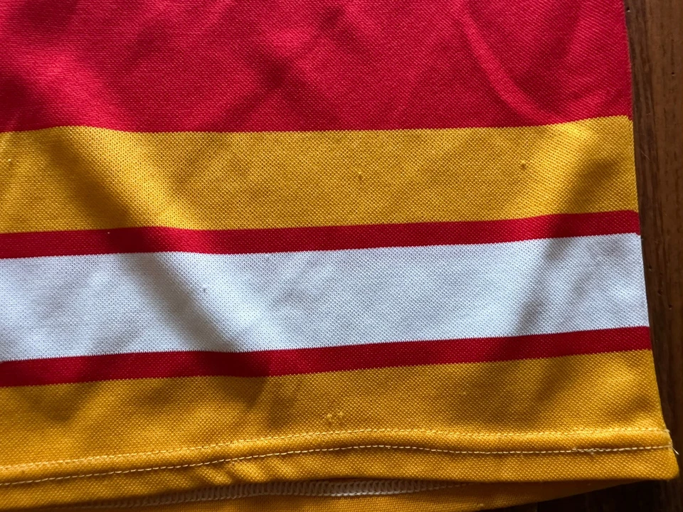 Vintage Calgary Flames CCM Maska Jersey Men's size Large RED NHL - Image 3 of 4