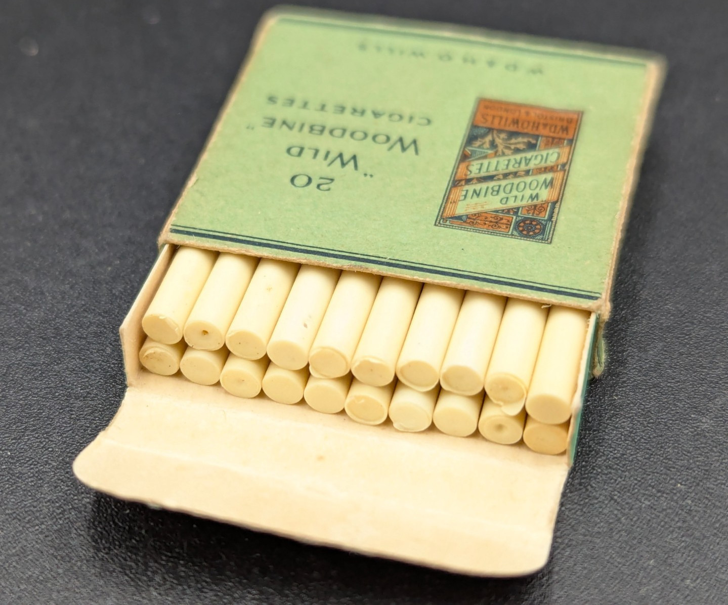 Vintage Miniature Wild Woodbine Cigarettes with 20x Original Faux Cigarettes