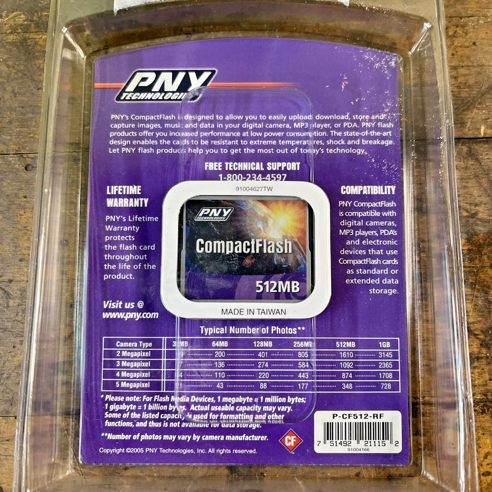 PNY 512MB CompactFlash/Memory Card w/ Case NEW OLD STOCK - Image 2 of 2