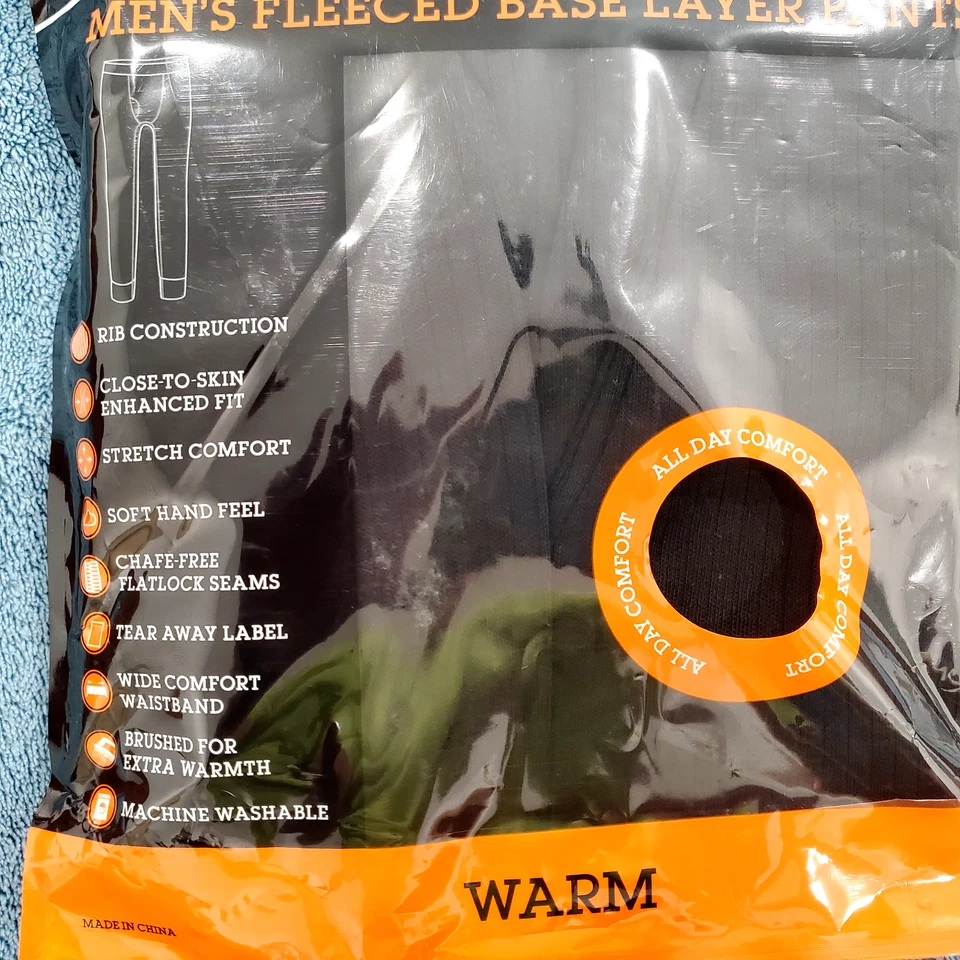 Realtree Men's Fleeced Base Layer Pants. Size 2XL Black NIP Thermal Underware - Image 3 of 4