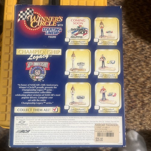 JEFF GORDON STARTING LINEUP CHAMPIONSHIP LEGACY WINNERS CIRCLE - Picture 4 of 7