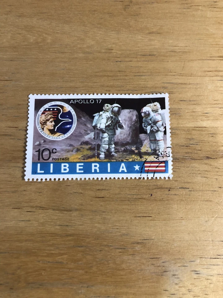 Auténtica estampilla postal de 10 centavos de Liberia Apolo aterrizaje lunar Foto 2 de 4