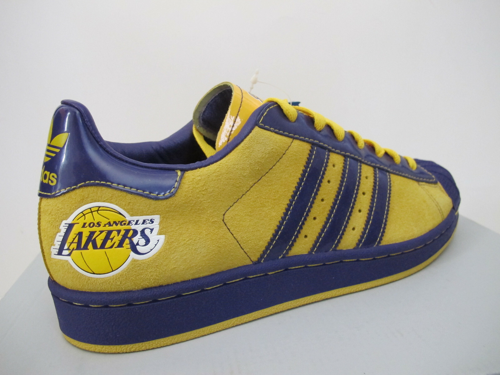 adidas superstar lakers