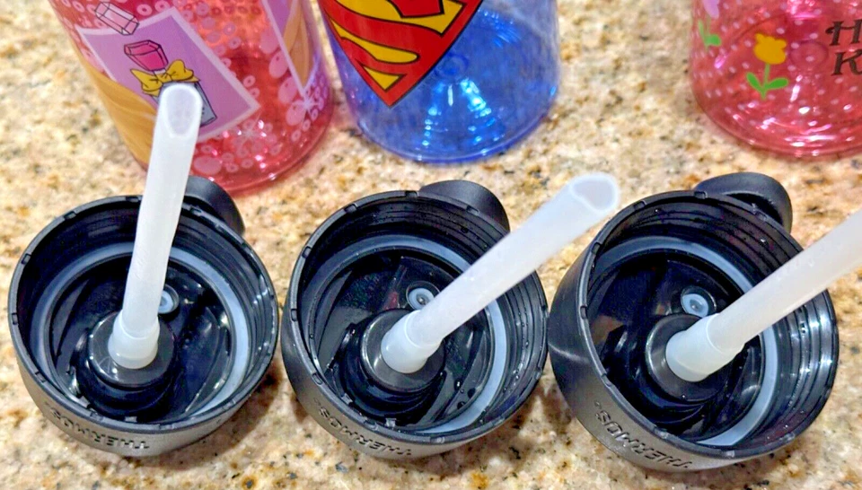 De colección Niños 3 Termo Bebida Fría Bebida Tazas para Beber 12 OZ SUPERMAN/BARBIE/HELLO KITTY Foto 4 de 4