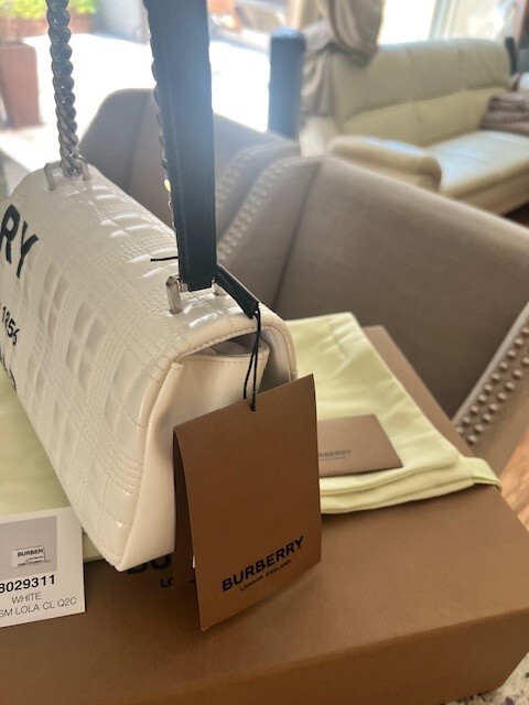 Authentic Burberry Small Logo White Crossbody Bag - Italian Leather image 2