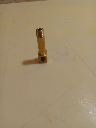 GENUINE FREIHGTLINER 90 DEGREE ELBOW 23-13562-000 / 2313562000 - Picture 2 of 4
