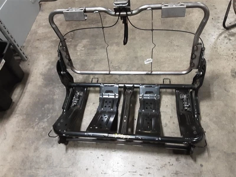 Marco de asiento trasero Jeep JK Wrangler 2 puertas solo 2007 2008 2009 2010 67138 Foto 3 de 4