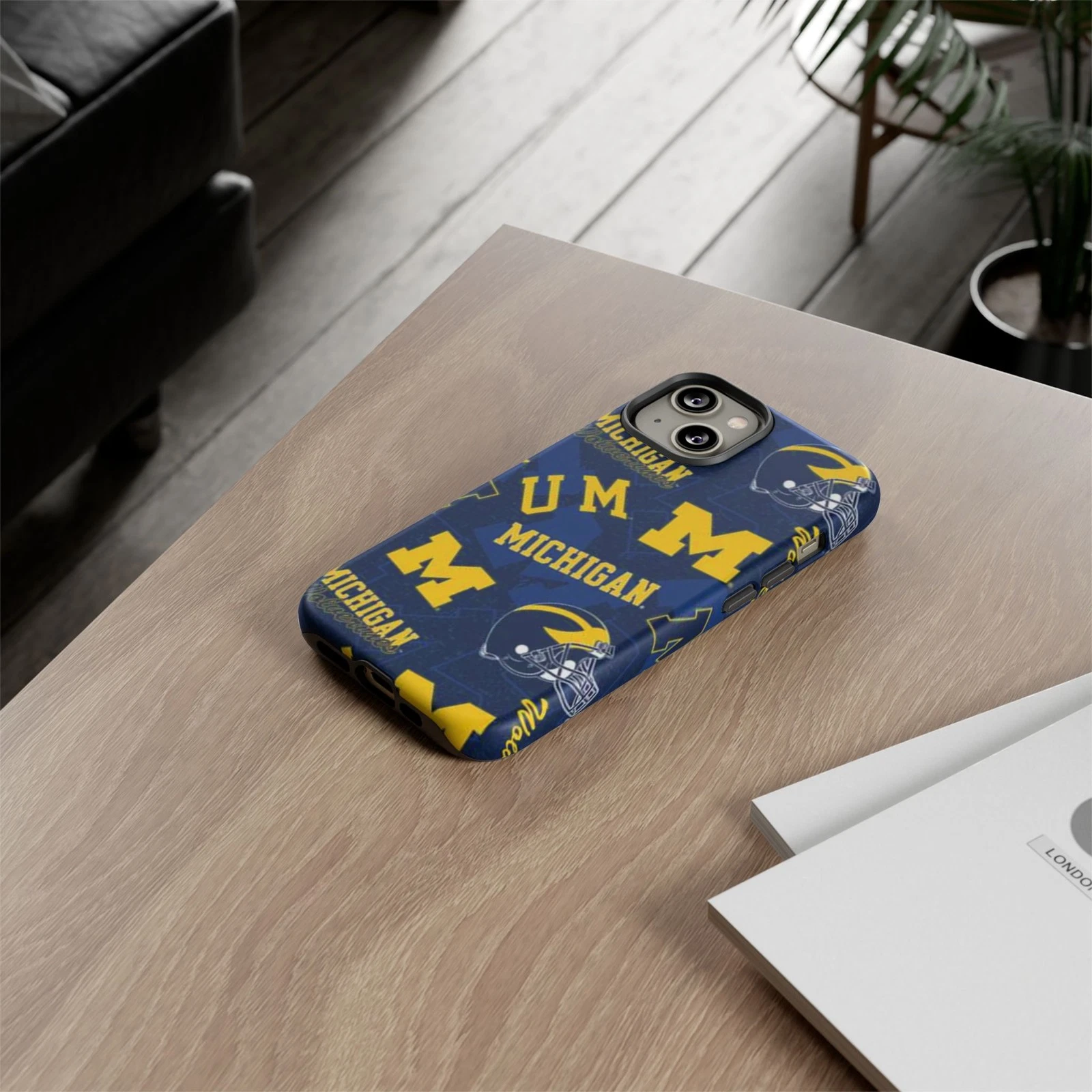 Michigan Wolverines Apple iPhone Cases