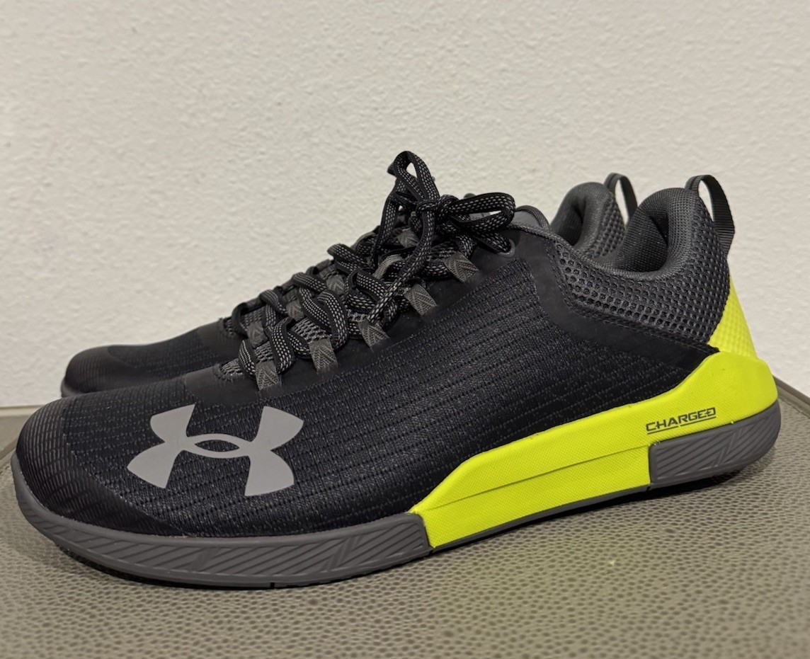 UNDER ARMOUR UA CHARGED LEGEND Grey Black Volt 1293035 016 Size 12