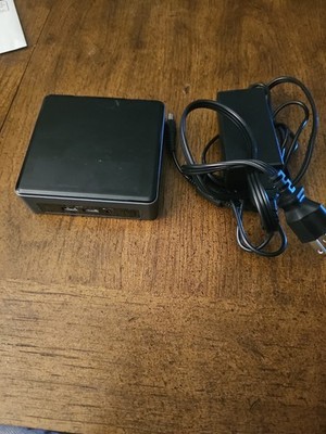 Intel NUC NUC8i3BEK i3-8109U 8GB RAM 250GB SSD Iris 655 Mini PC