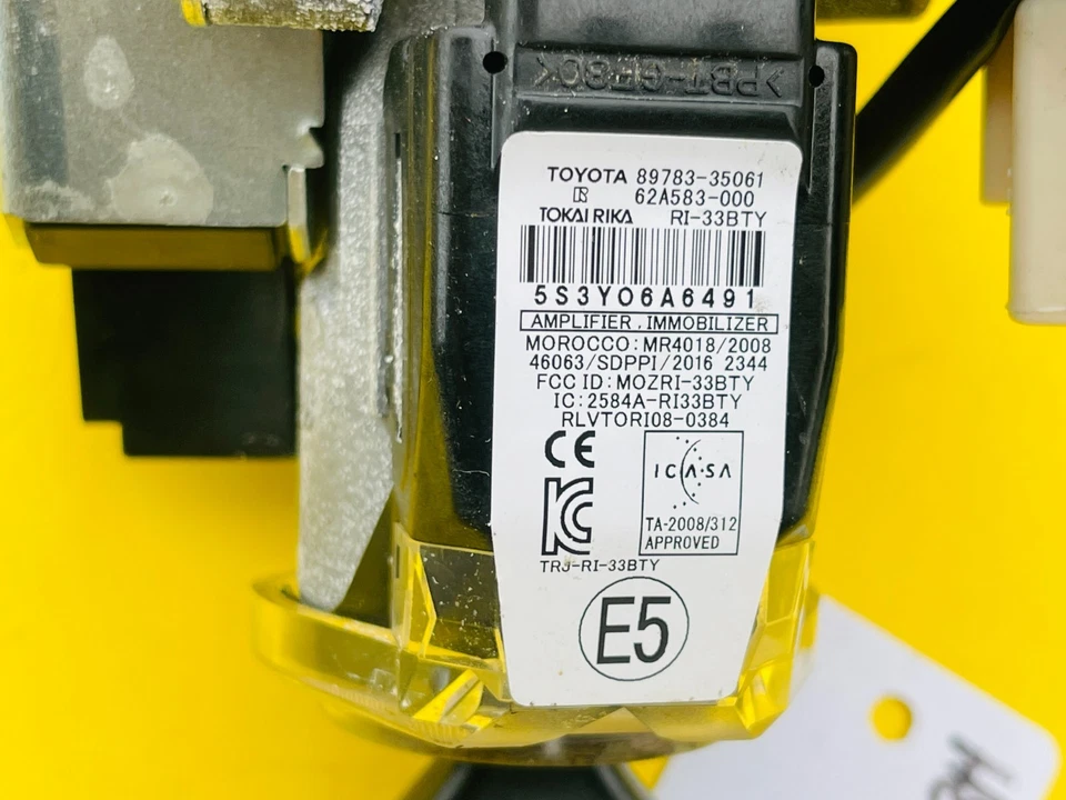 Toyota 4runner 2014-2019 bloqueo de interruptor de encendido de dirección con llave OEM 89783-35061 Foto 4 de 4