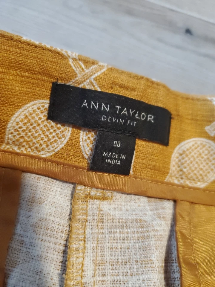 Pantalones Cortos Ann Taylor Devin Fit Cosecha Dorado Raqueta Tenis Estampado Mujer Talla 00 Foto 3 de 4