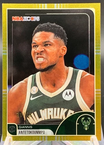 Giannis Antetokounmpo 2025-26 Topps NBA Hoops 20/50 Gold Bucks #165