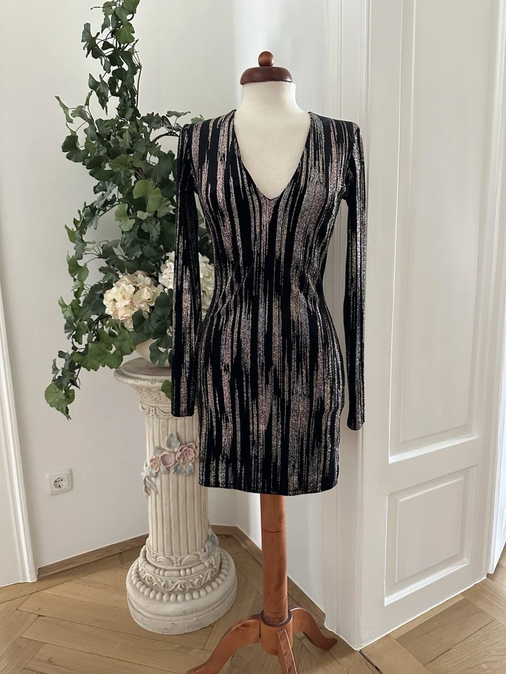 TOPSHOP MINIKLEID ENG ANLIEGEND SCHWARZ METALLNÄHTE  GR. XS USA 2 TOP !