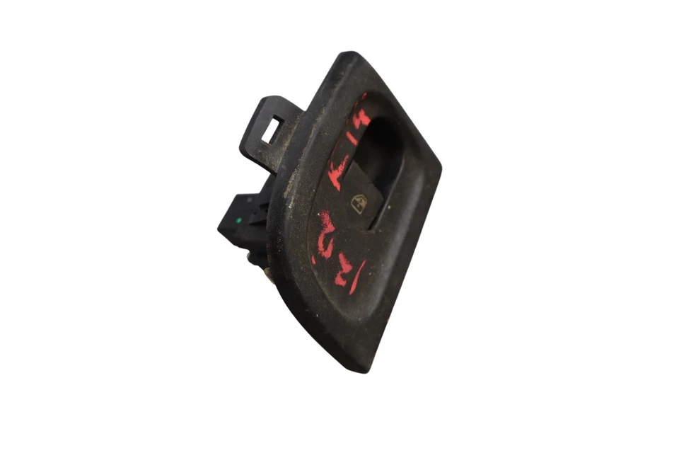 Оригинальный переключатель управления задним правым окном 03–13 Maserati Quattroporte M139 - Изображение 4 из 4