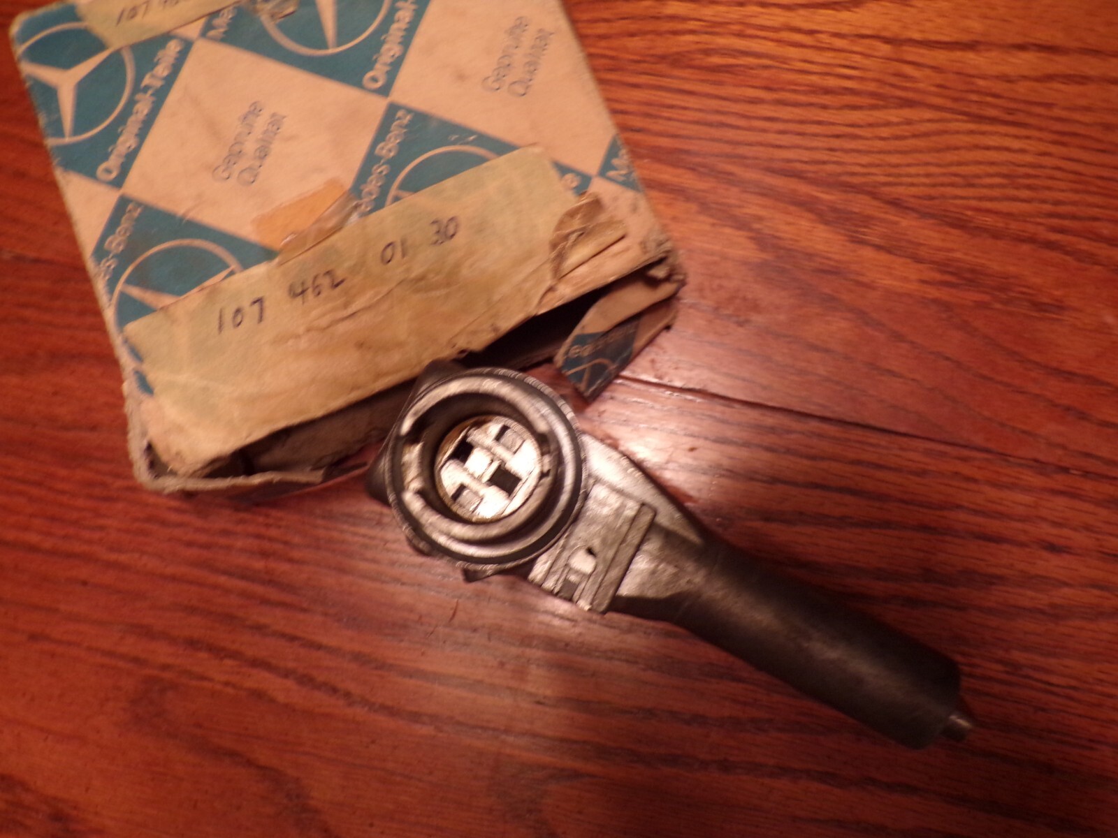 NOS Mercedes1074620130,Neiman150 Steering Column Lock/Ignition Switch