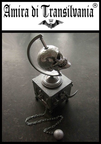 Skull Sculpture Anatomy Globe World Map Human Cranium Contemporary Art Artist - Picture 2 of 24