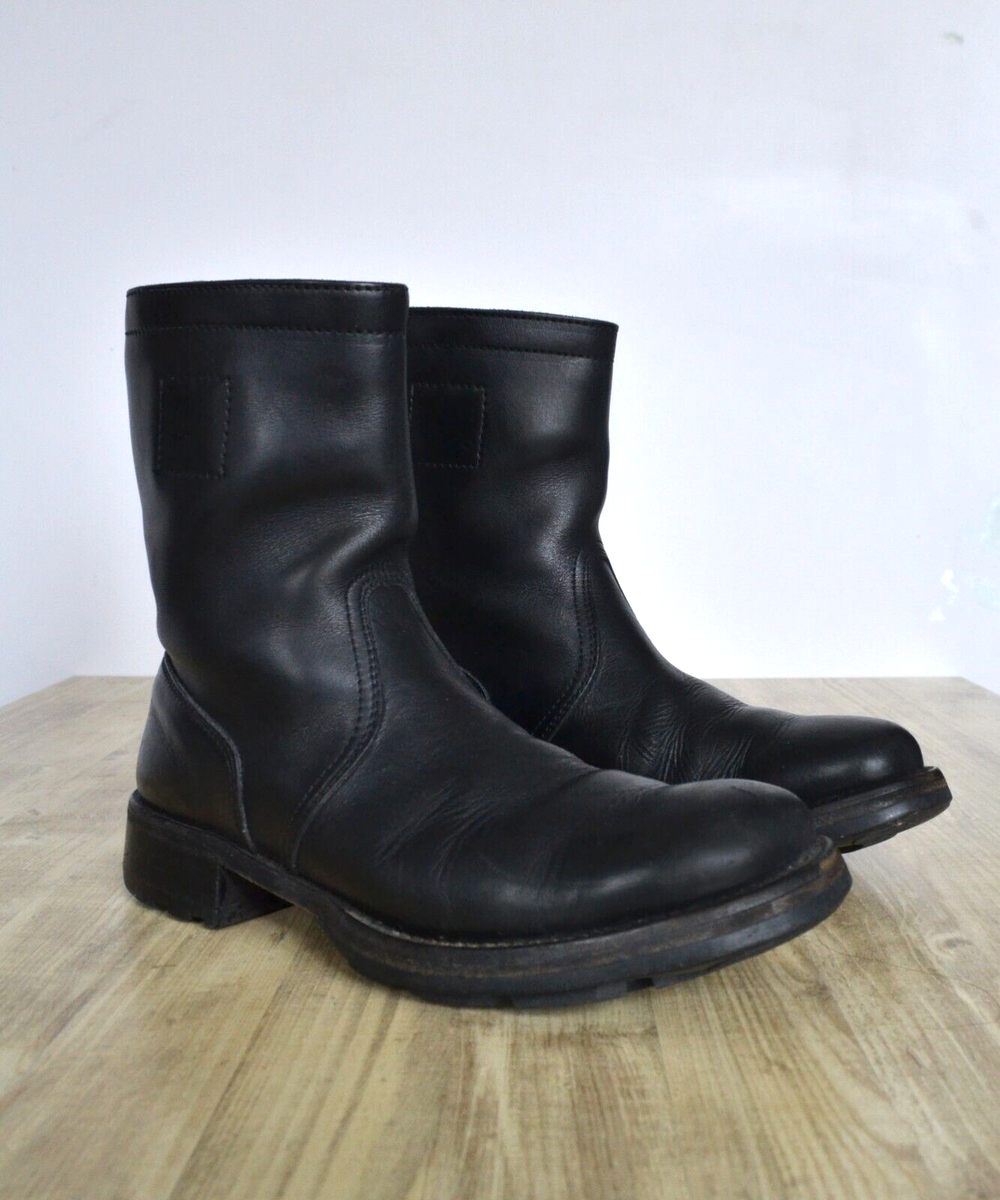 2001 Vintage Mens MIU MIU Ankle Boots Black Leather Peco Shoes Size 7 by PRADA 2001 Vintage Mens MIU MIU Ankle Boots Black Leather Peco Shoes Size 7 by PRADA
