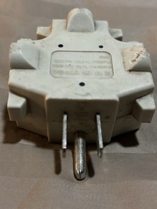 Single to triple electrical adaptor