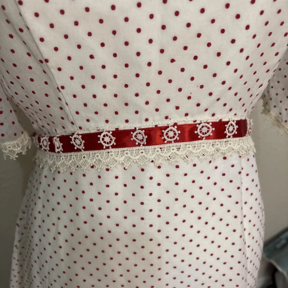 Vestido Vintage Años 60 Punto Rojo 'Rueda de Envío' Detalle Cintura Imperio Rojo/Blanco Talla 10 Foto 3 de 4