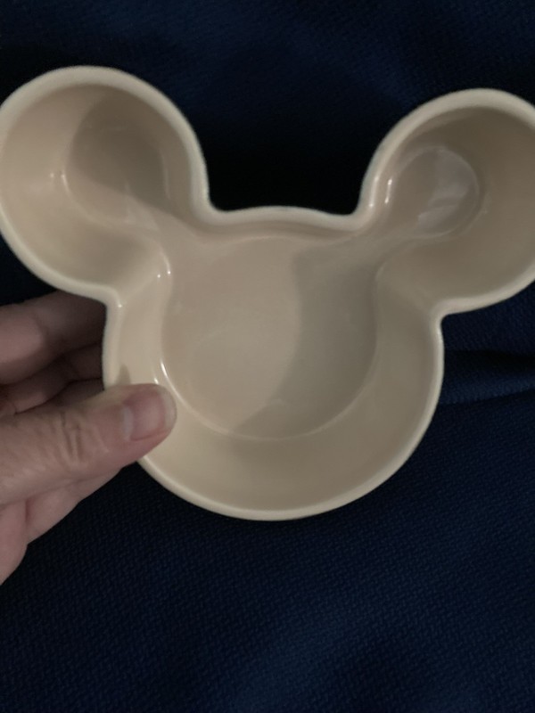 Le Creuset Disney Mickey Mouse Black Stoneware Ramekin 7.5 oz  17 43
