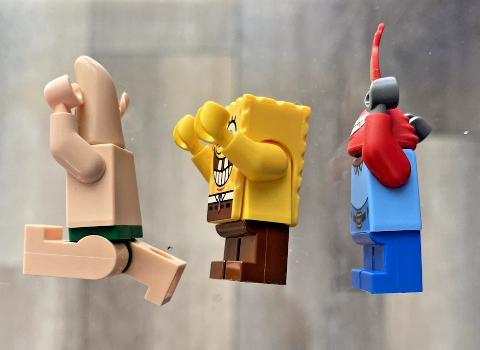 Lego SpongeBob Minifigure Grin with Bottom Teeth Patrick Star Mr. Krabs Lot of 3 - Image 3 of 4
