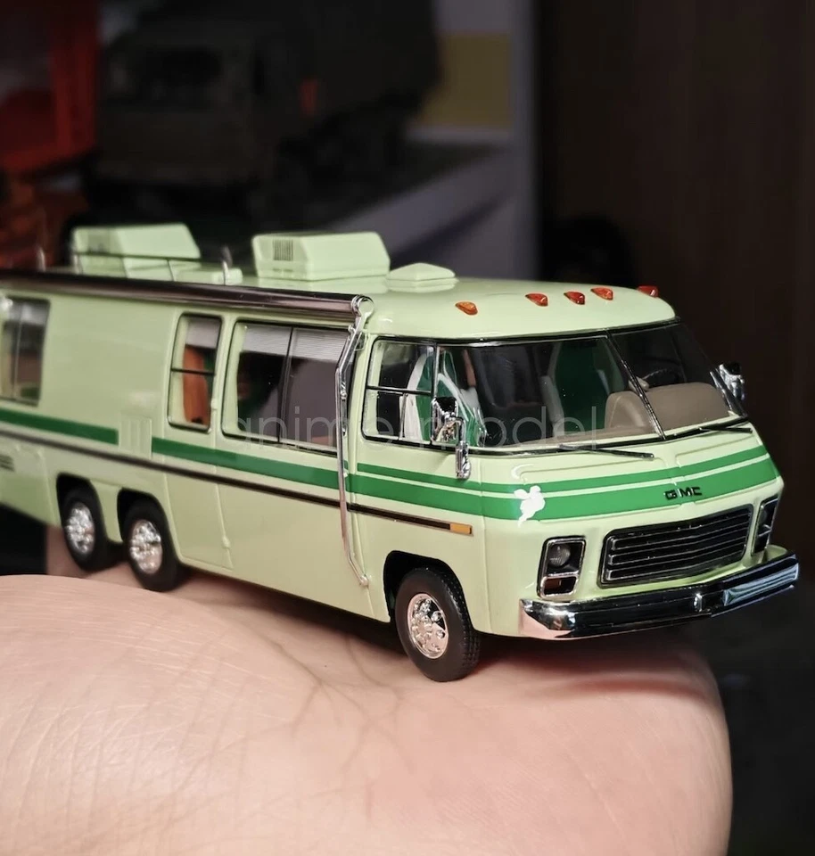 1:64 Зеленый HEC GMC мотор дома дороги поездки RV фургон литой смолы игрушка модель новый - Изображение 3 из 4