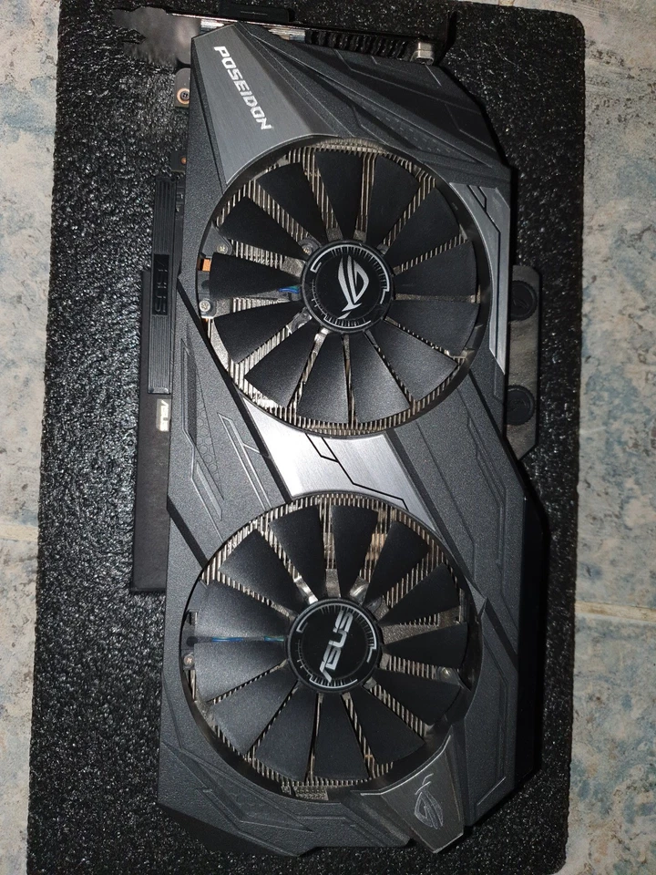 ASUS ROG POSEIDON GTX 1080 Ti Platinum - Image 2 of 4