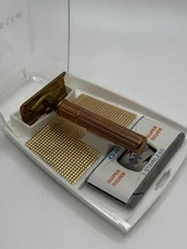 Vintage Gillette DE Two Tone Razor In Original Case, No Date Code