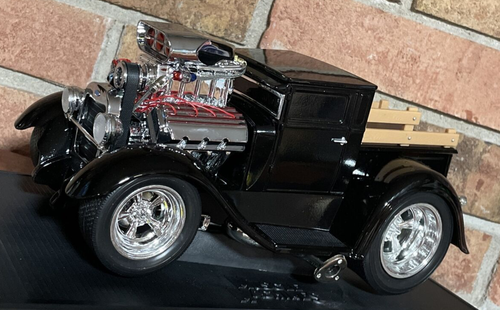 '29 PICK UP BLACK 1:18 SCALE BLK MUSCLE MACHINES REAL STEEL BRAIDED FUEL LINES - Picture 4 of 12