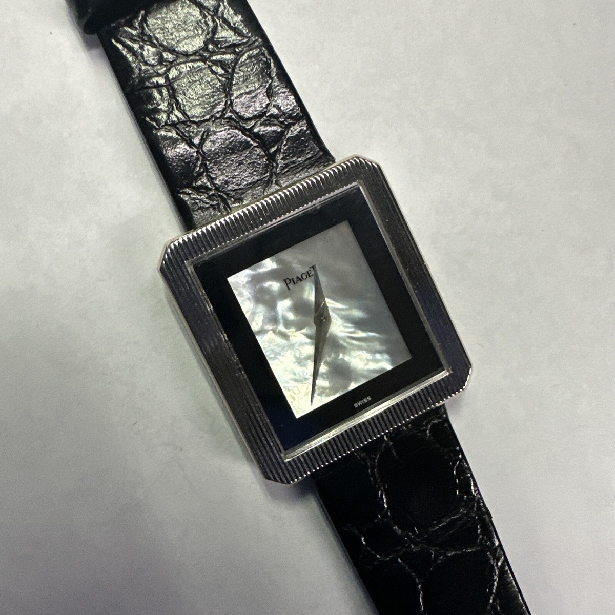 aleaページ Piaget Vintage 9154 18k YG