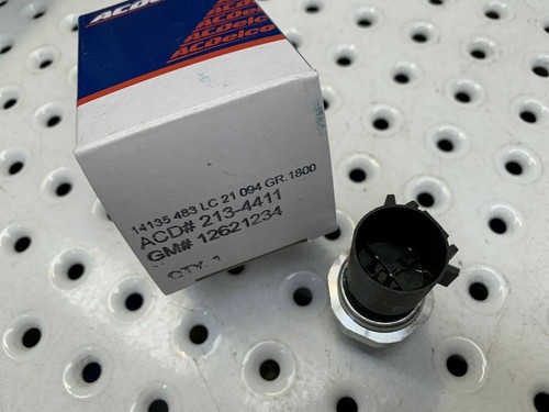GENUINE GM OIL PRESSURE SWICH HOLDEN COMMODORE VE VF V8 6.0L 6.2L LSA HSV LS2-3 - Picture 2 of 4