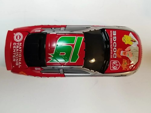 Jeremy Mayfield 19 2002 Dodge Intrepid RT Muppets 25th Anni. Bank 1 Of 708 NIB - Picture 10 of 15