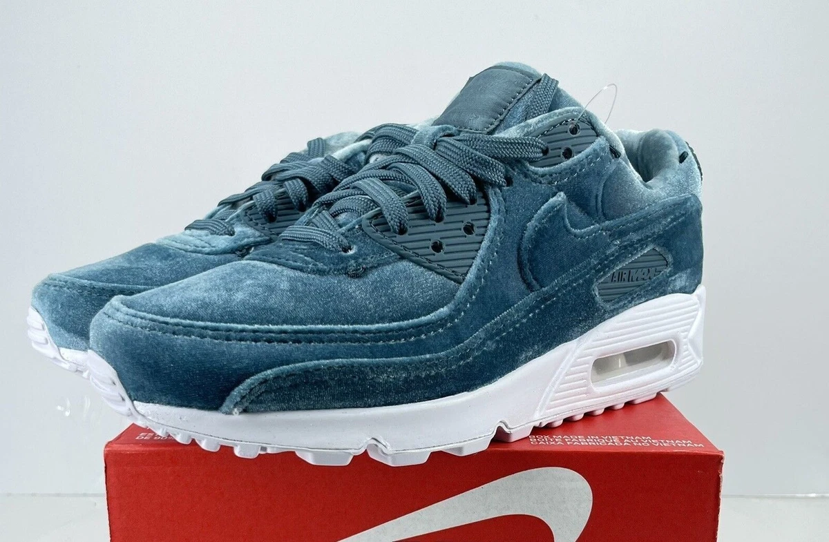 Nike Air Max 90 Women s Lucky Charms Green Silver White Velour NEW DO2194 001
