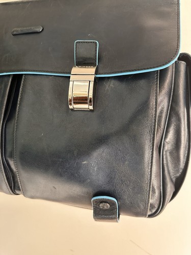 PIQUADRO Valigetta per computer in pelle blu notte un manico con tracolla - Foto 3 di 24