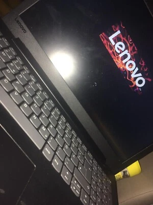Lenovo V145-15 39.6 cm (15.6 Zoll) 2.30GHz APU A4-9125, 1TB,   8GG AM Notebook | - Bild 1 von 4