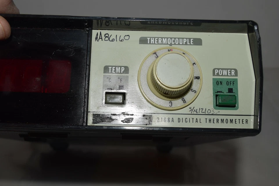 FLUKE 2168A DIGITAL THERMOMETER THERMOCOUPLE (LB108) - Image 2 of 4