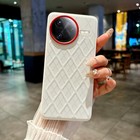 Foto 14 di 18